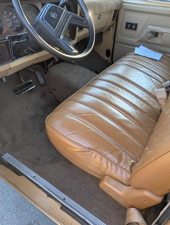1987 Dodge Ramcharger - Image 3 of 4