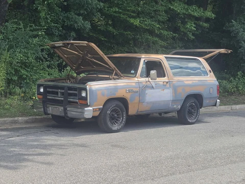 1987 Dodge Ramcharger - Image 2 of 6