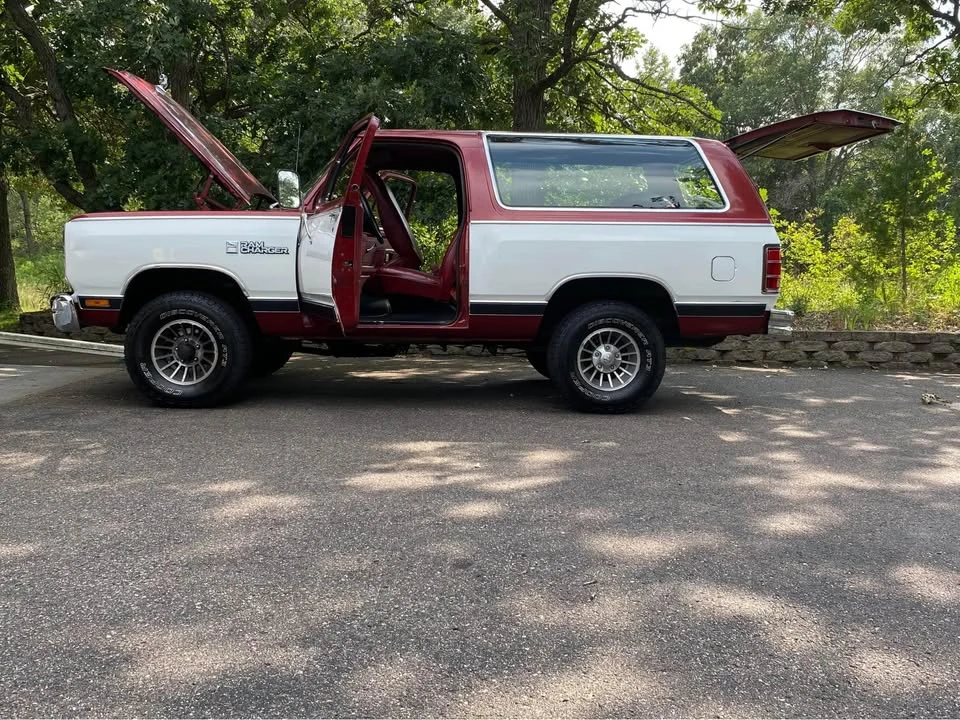 1987 Dodge Ramcharger - Image 3 of 19