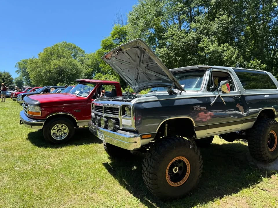 1987 Dodge Ramcharger - Image 2 of 10