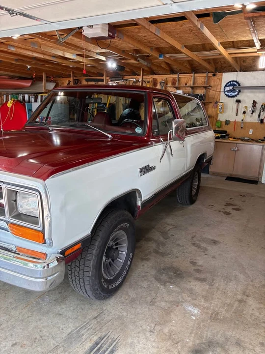 1987 Dodge Ramcharger - Image 12 of 19