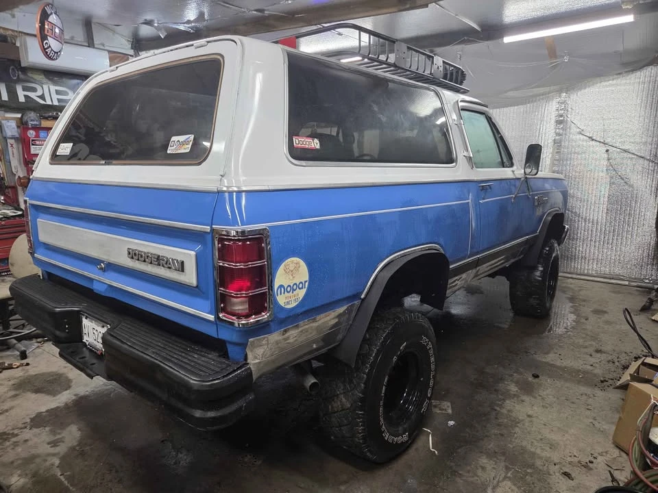 1987 Dodge Ramcharger - Image 4 of 21