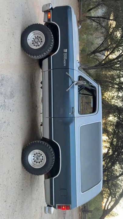 1987 Dodge Ramcharger - Image 5 of 9