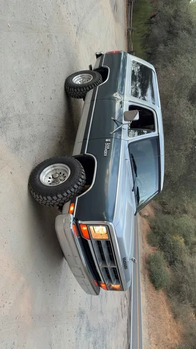 1987 Dodge Ramcharger - Image 4 of 9