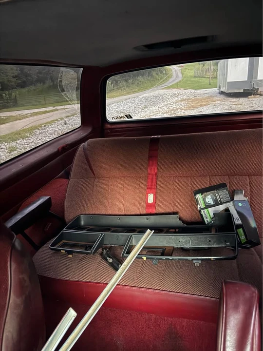 1987 Dodge Ramcharger - Image 7 of 7