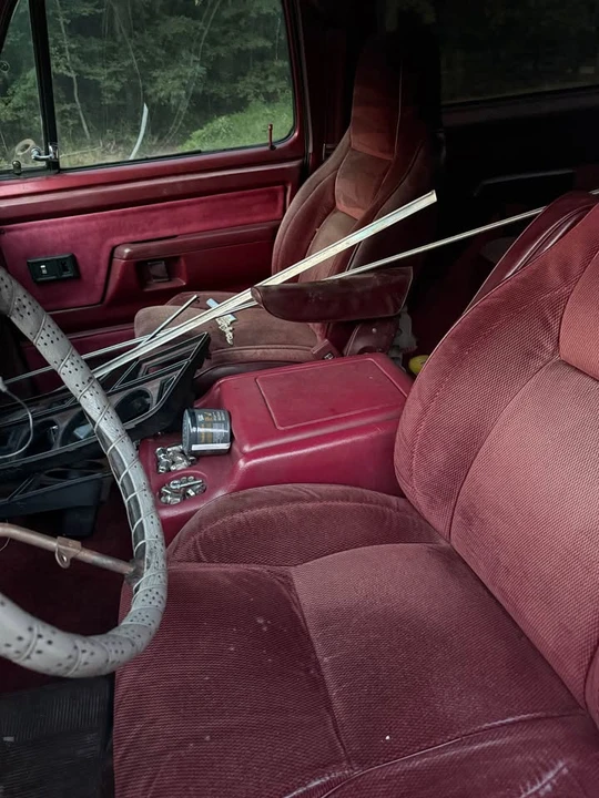 1987 Dodge Ramcharger - Image 6 of 7