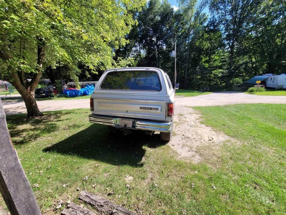 1987 Dodge Ramcharger - Image 7 of 14
