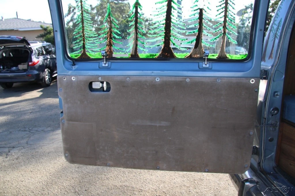 1987 Dodge Ram Van - Image 18 of 21