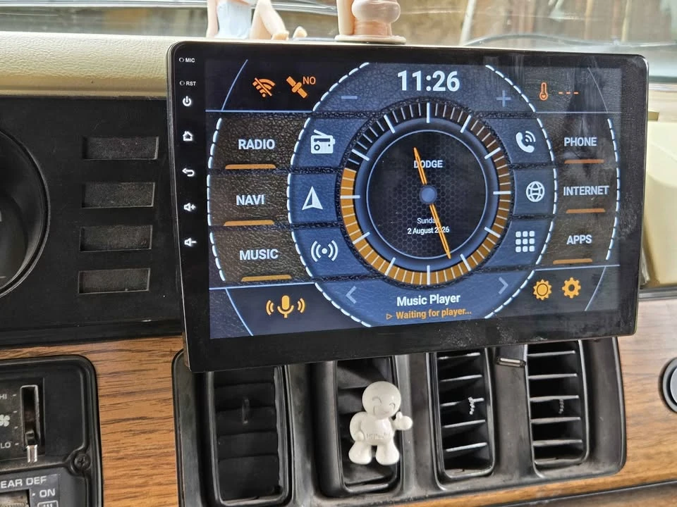 1987 Dodge Ram Van - Image 13 of 17