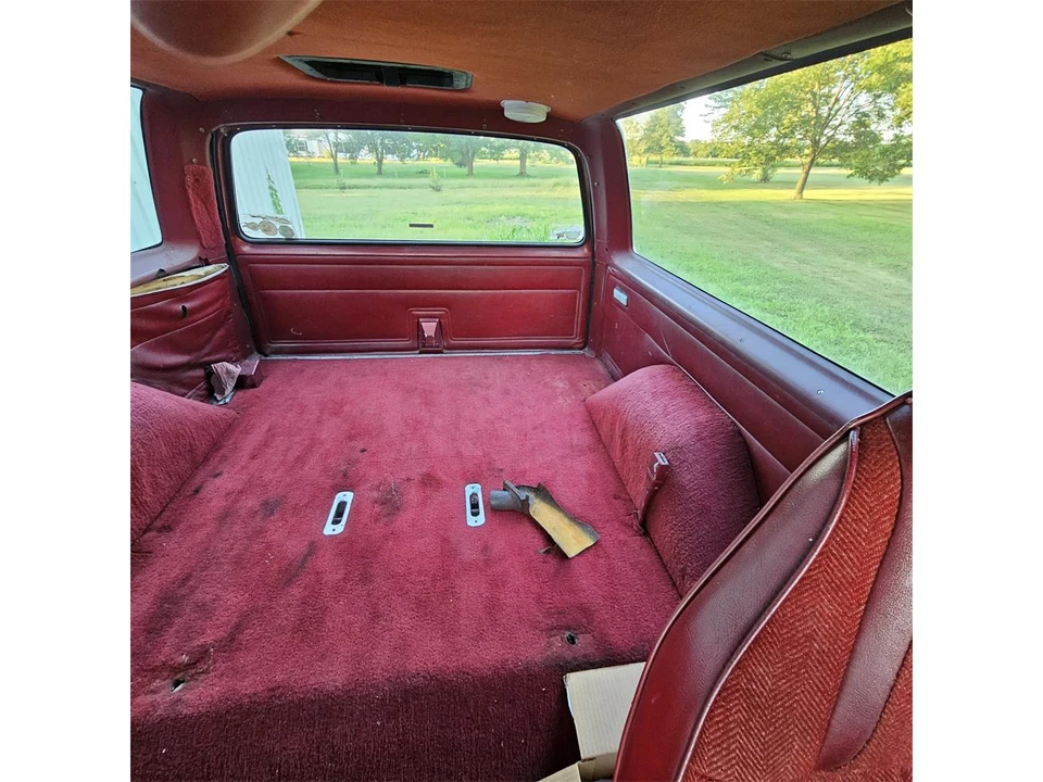 1987 Dodge Ramcharger - Image 9 of 13