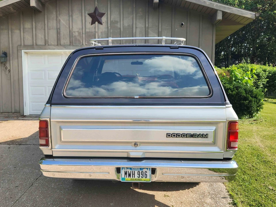 1987 Dodge Ramcharger - Image 4 of 31