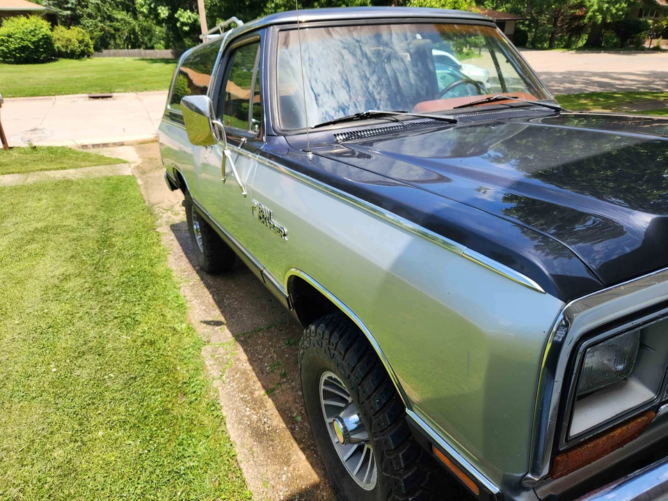 1987 Dodge Ramcharger - Image 9 of 31