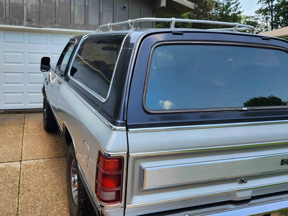 1987 Dodge Ramcharger - Image 13 of 31