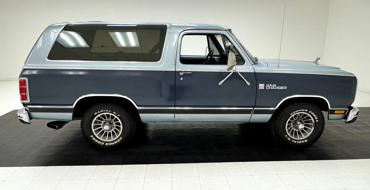 1987 Dodge Ramcharger - Image 6 of 31