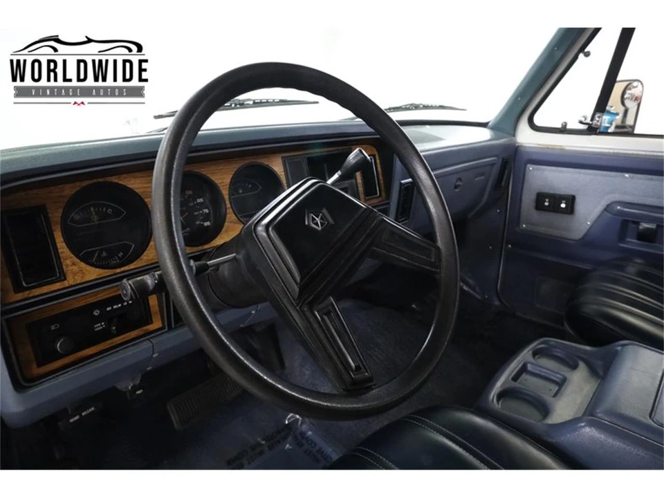 1987 Dodge Ramcharger - Image 29 of 31