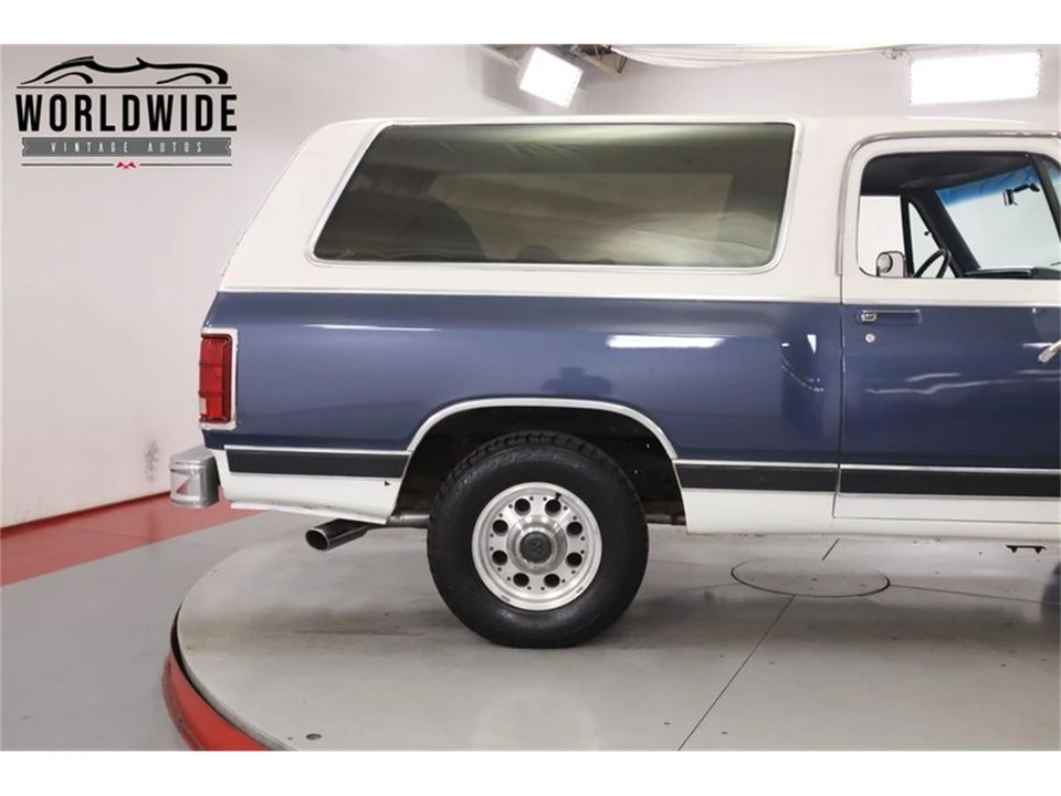 1987 Dodge Ramcharger - Image 9 of 31