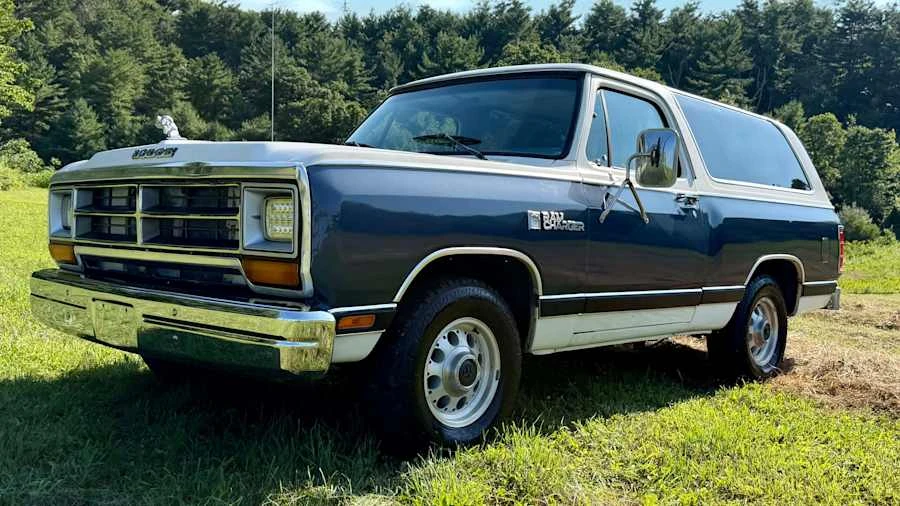 1987 Dodge Ramcharger - Image 21 of 31