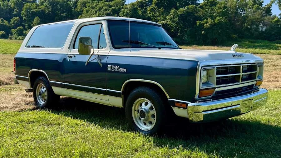 1987 Dodge Ramcharger - Image 6 of 31