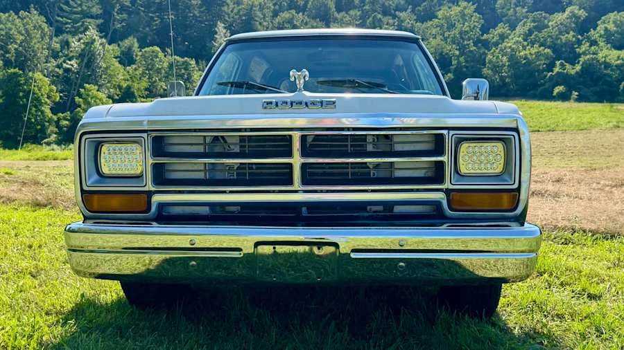 1987 Dodge Ramcharger - Image 4 of 31
