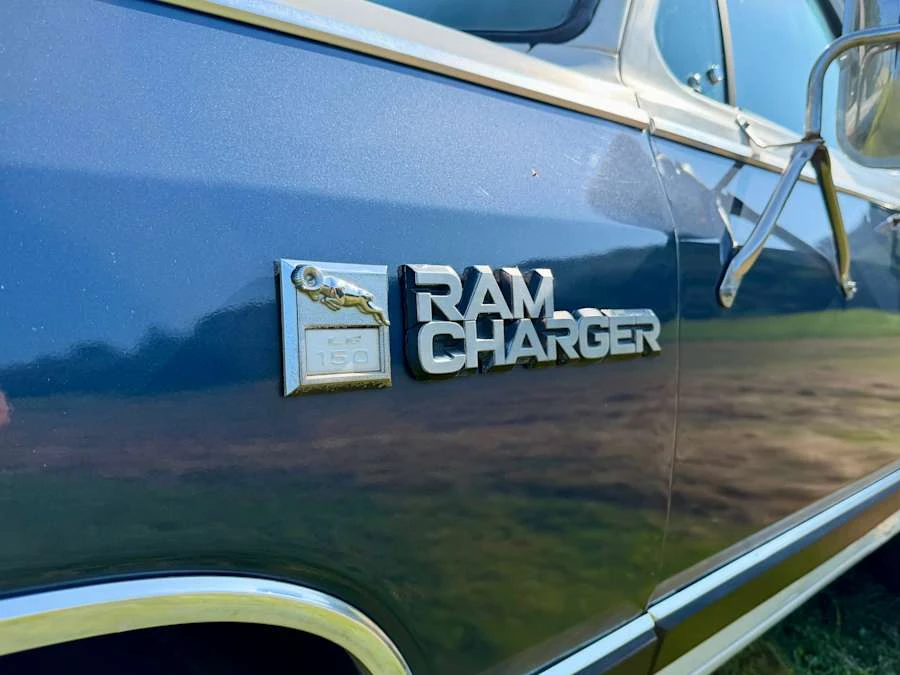 1987 Dodge Ramcharger - Image 9 of 31
