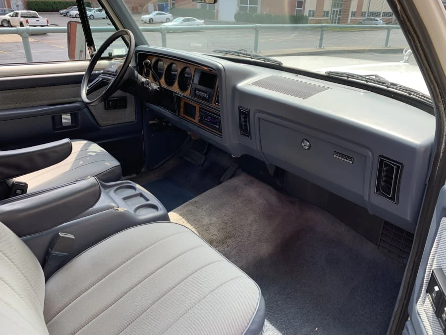 1987 Dodge Ramcharger - Image 5 of 8