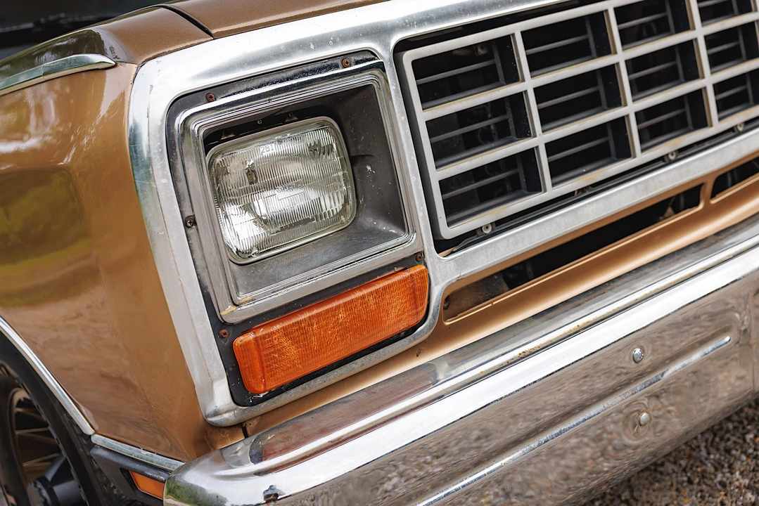1987 Dodge Ramcharger - Image 23 of 31