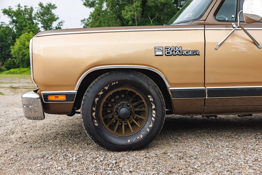 1987 Dodge Ramcharger - Image 29 of 31