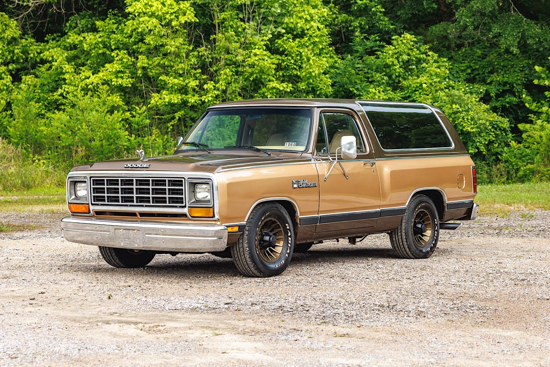 1987 Dodge Ramcharger - Image 3 of 31