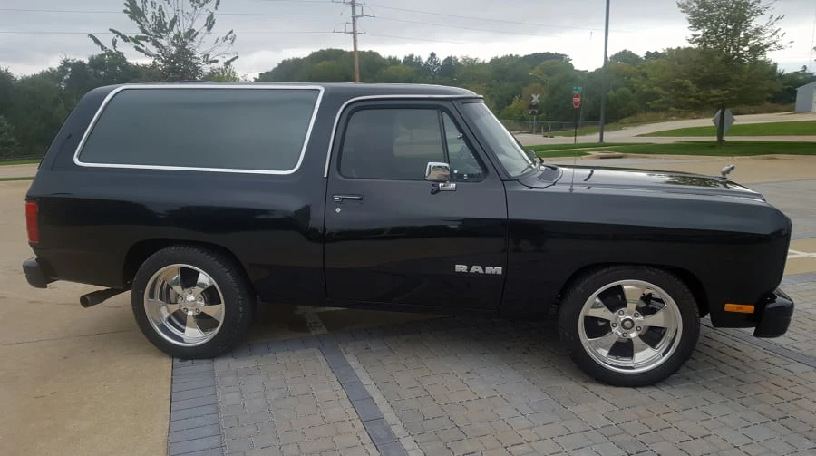 1987 Dodge Ramcharger - Image 3 of 12