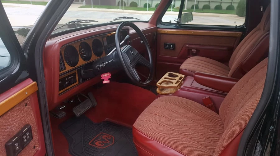 1987 Dodge Ramcharger - Image 6 of 12