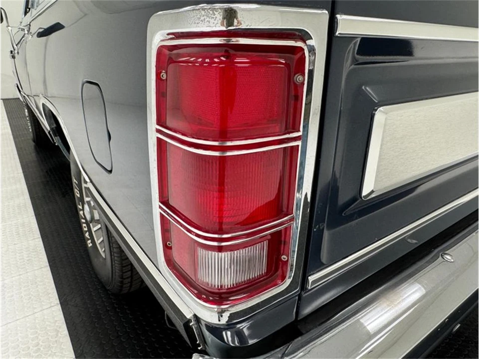 1987 Dodge Ramcharger - Image 21 of 31