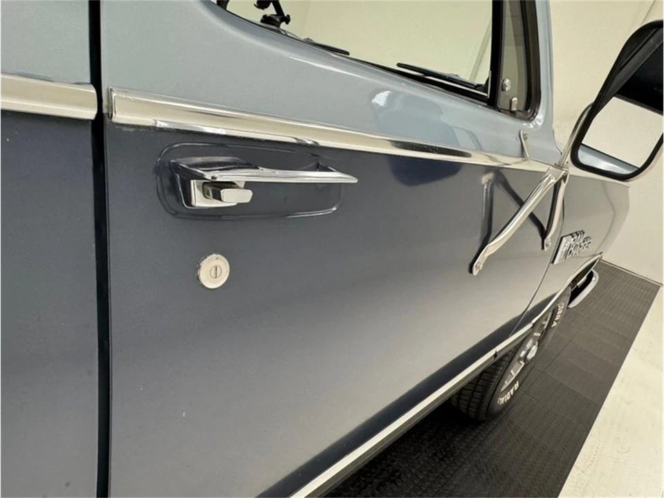 1987 Dodge Ramcharger - Image 27 of 31