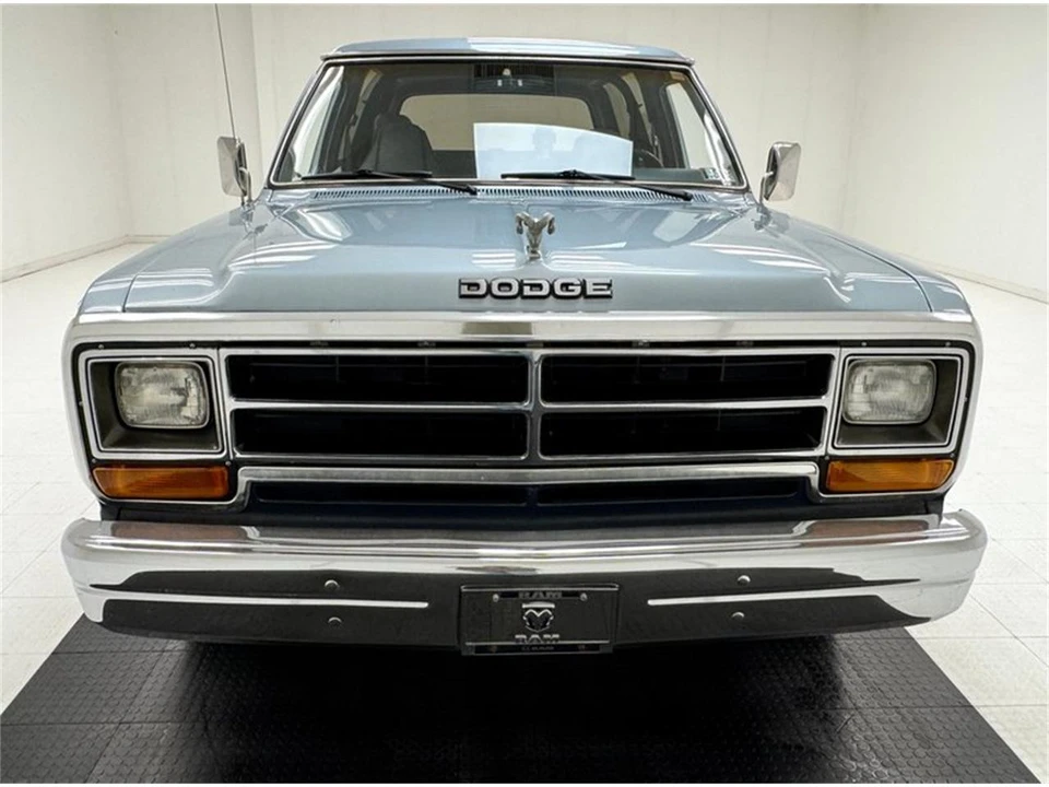 1987 Dodge Ramcharger - Image 8 of 31