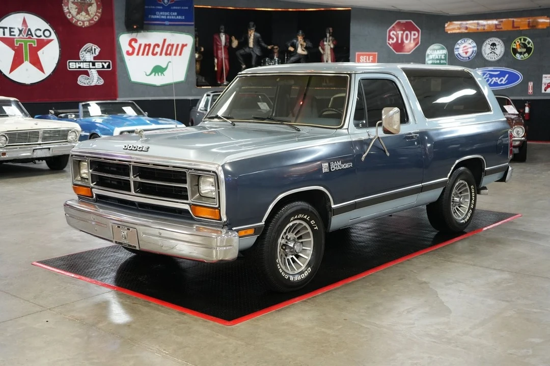 1987 Dodge Ramcharger - Image 2 of 21