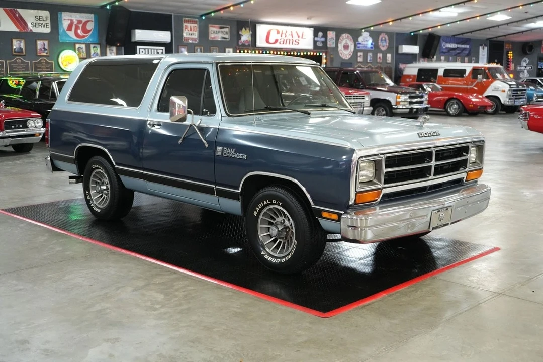 1987 Dodge Ramcharger - Image 8 of 21