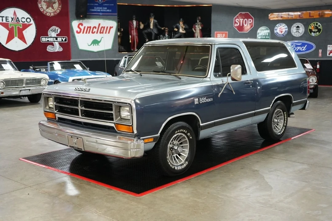 1987 Dodge Ramcharger - Image 2 of 21
