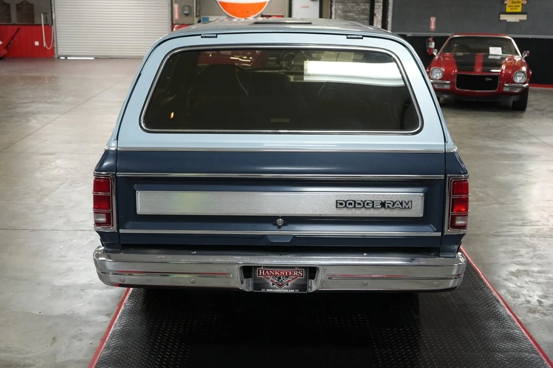 1987 Dodge Ramcharger - Image 14 of 21