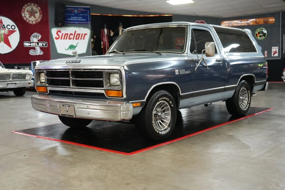 1987 Dodge Ramcharger - Image 19 of 21