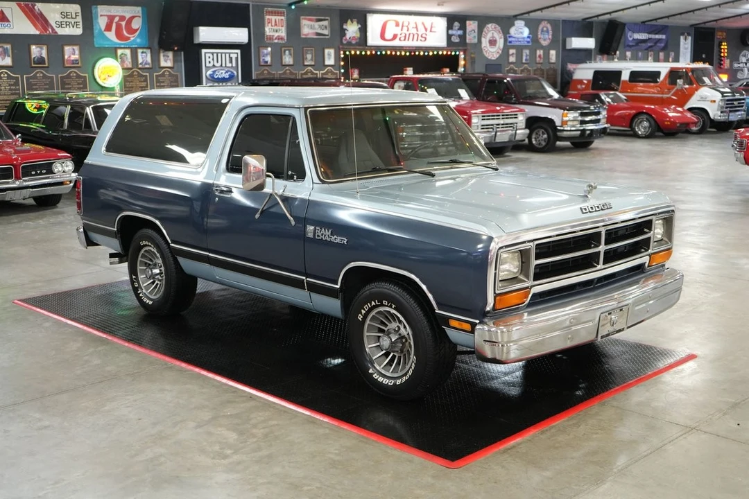 1987 Dodge Ramcharger - Image 17 of 21