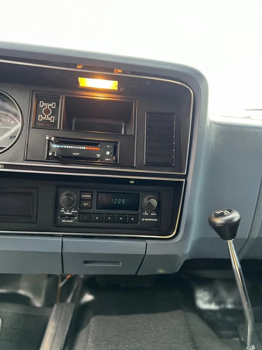 1987 Dodge Ramcharger - Image 14 of 22