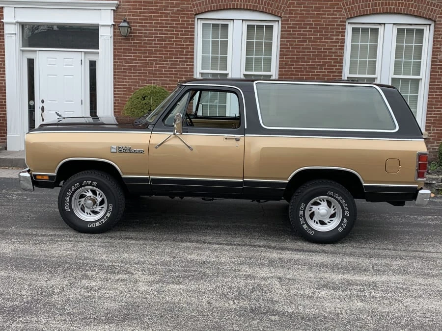 1987 Dodge Ramcharger - Image 2 of 7