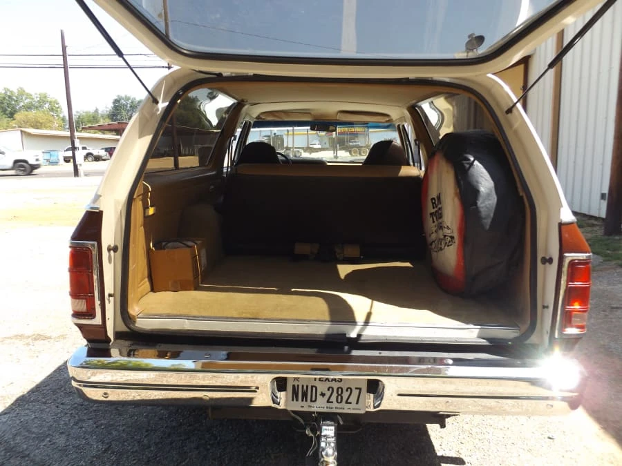 1987 Dodge Ramcharger - Image 18 of 27