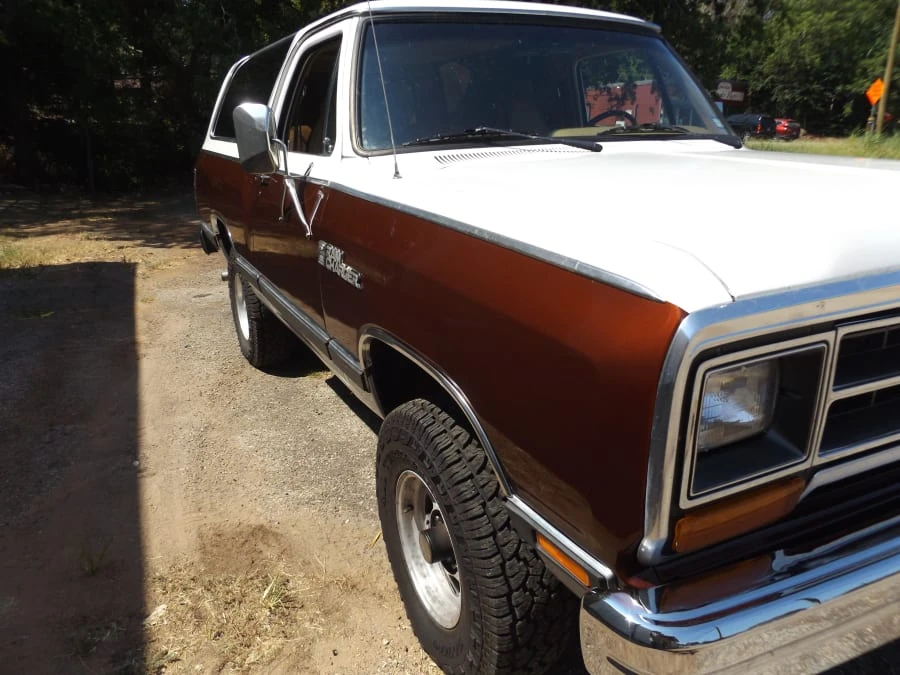 1987 Dodge Ramcharger - Image 10 of 27