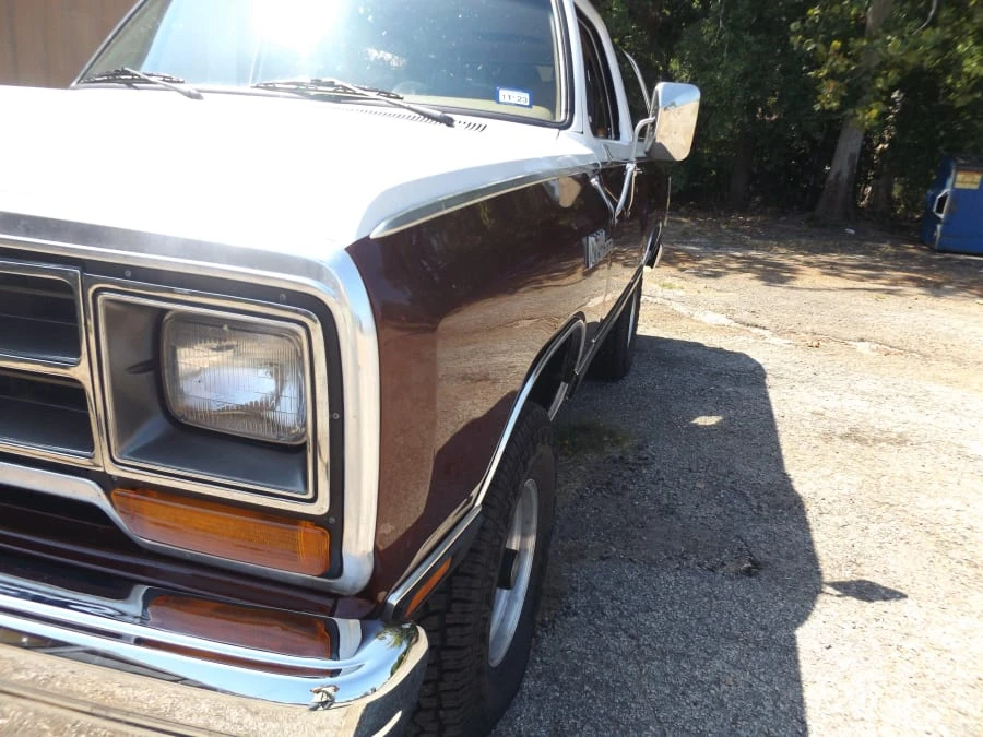 1987 Dodge Ramcharger - Image 7 of 27
