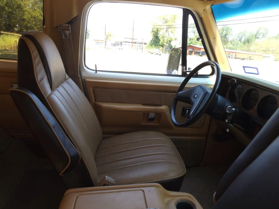 1987 Dodge Ramcharger - Image 20 of 27