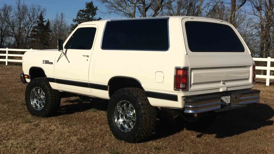 1987 Dodge Ramcharger - Image 3 of 12