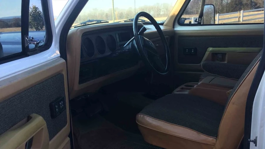 1987 Dodge Ramcharger - Image 4 of 12