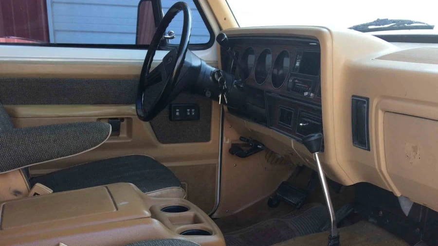 1987 Dodge Ramcharger - Image 5 of 12