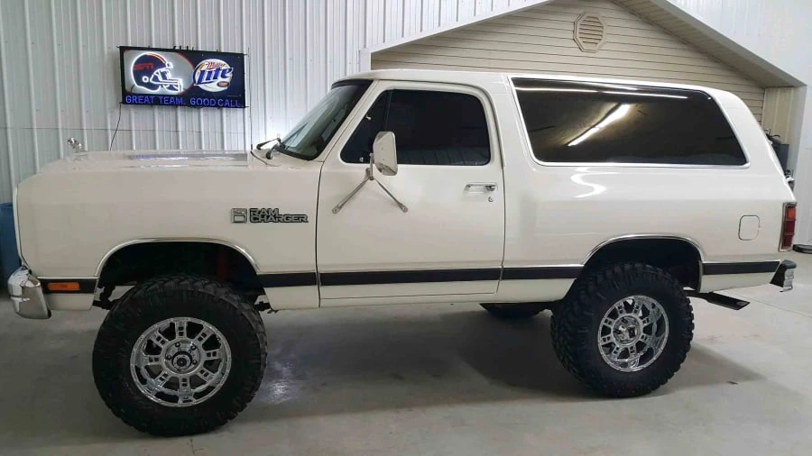 1987 Dodge Ramcharger - Image 12 of 12