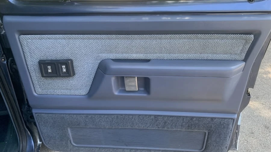 1987 Dodge Ramcharger - Image 4 of 14